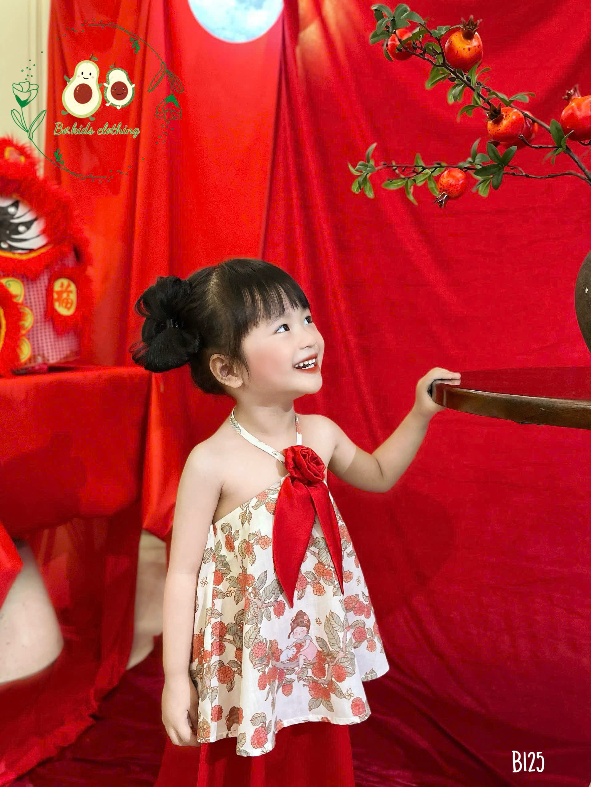 Đầm cổ yếm 2 tầng cho bé gái mặc lễ tết noel giáng sinh năm mới dự tiệc biễu diễn từ 10-40kg chất lụa mềm