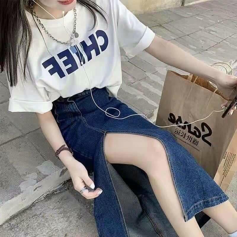 HOT HIT CHÂN VÁY JEANS DÀI XẺ HÔNG - ảnh thật trải sàn