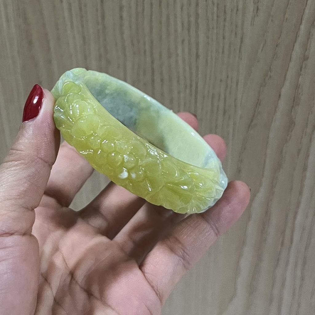 Vòng tay chạm hoa ngọc lam thật cho người mệnh kim mộc thủy hỏa thổ