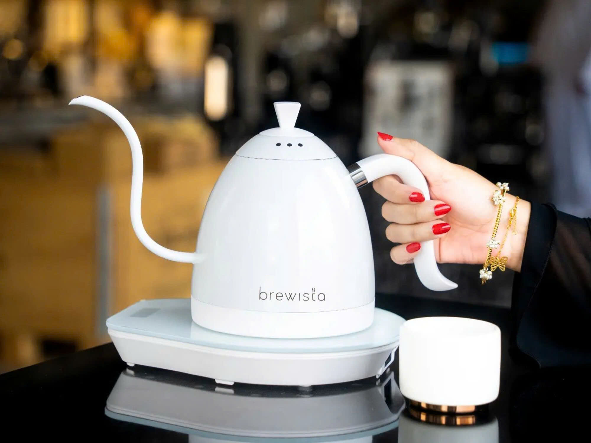 Hàng chính hãng ấm đun rót cà phê Brewista Artisan 600ml Gen 3 Pro 1500w Pure