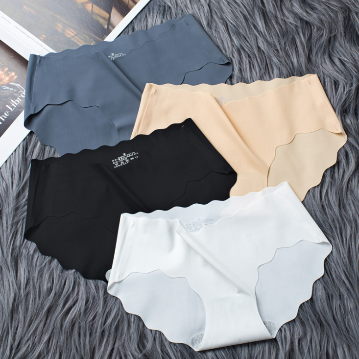 Combo 4 quần lót cotton kháng khuẩn không đường may Nhật Bản