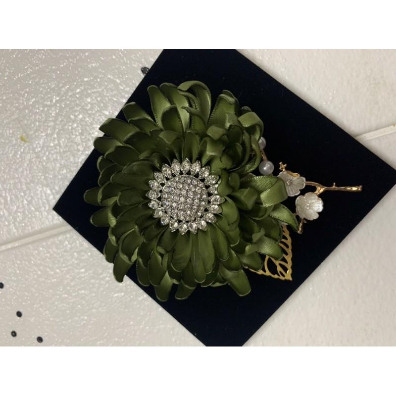 Hoa cài áo handmade kèm hộp