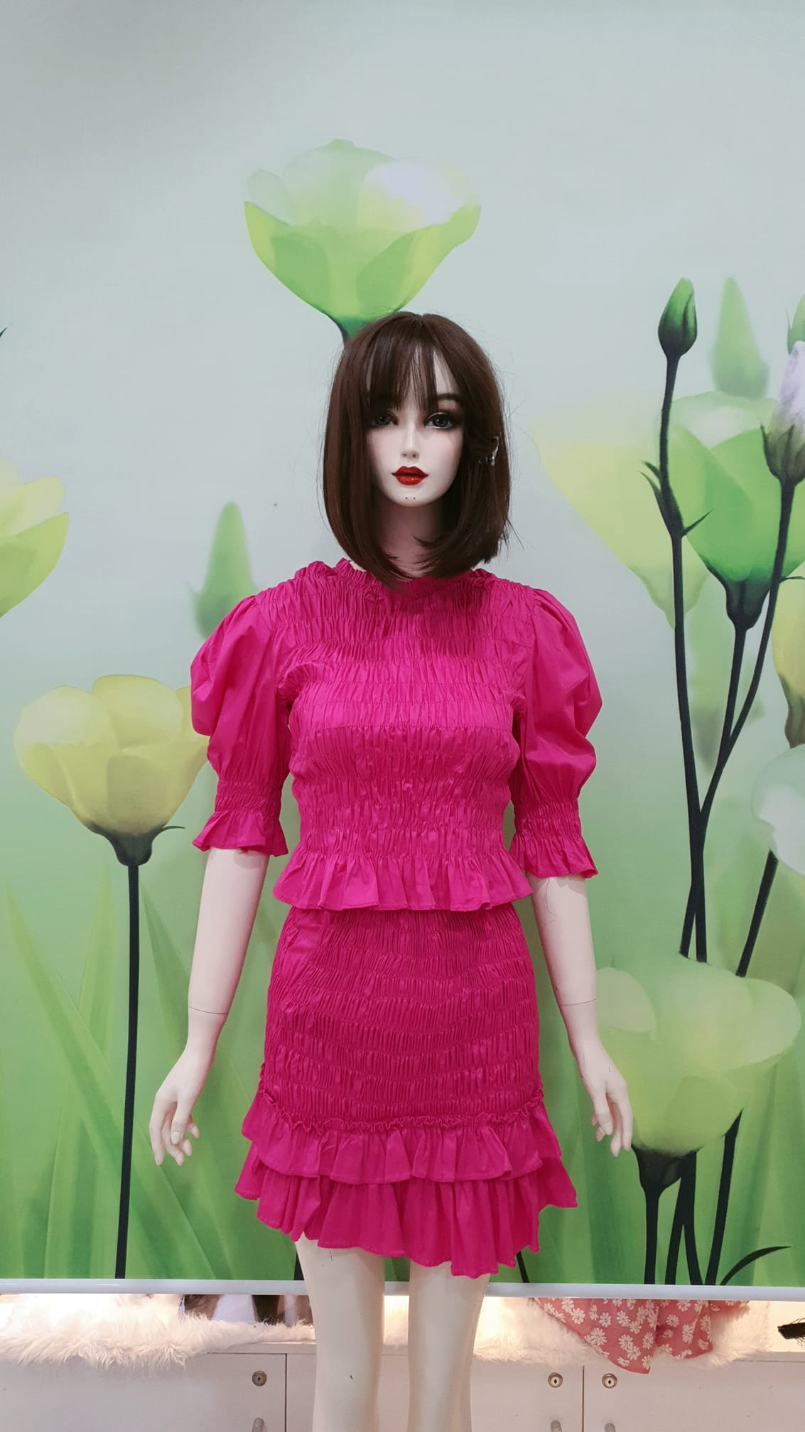 Set chân váy kèm áo nhún thun hồng
