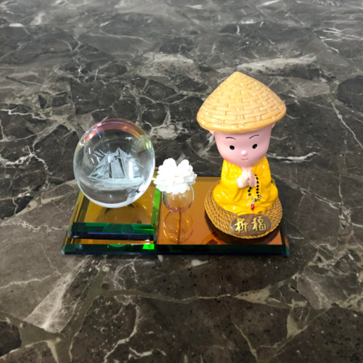 Tượng phật pha lê cao cấp trên ô tô 72593