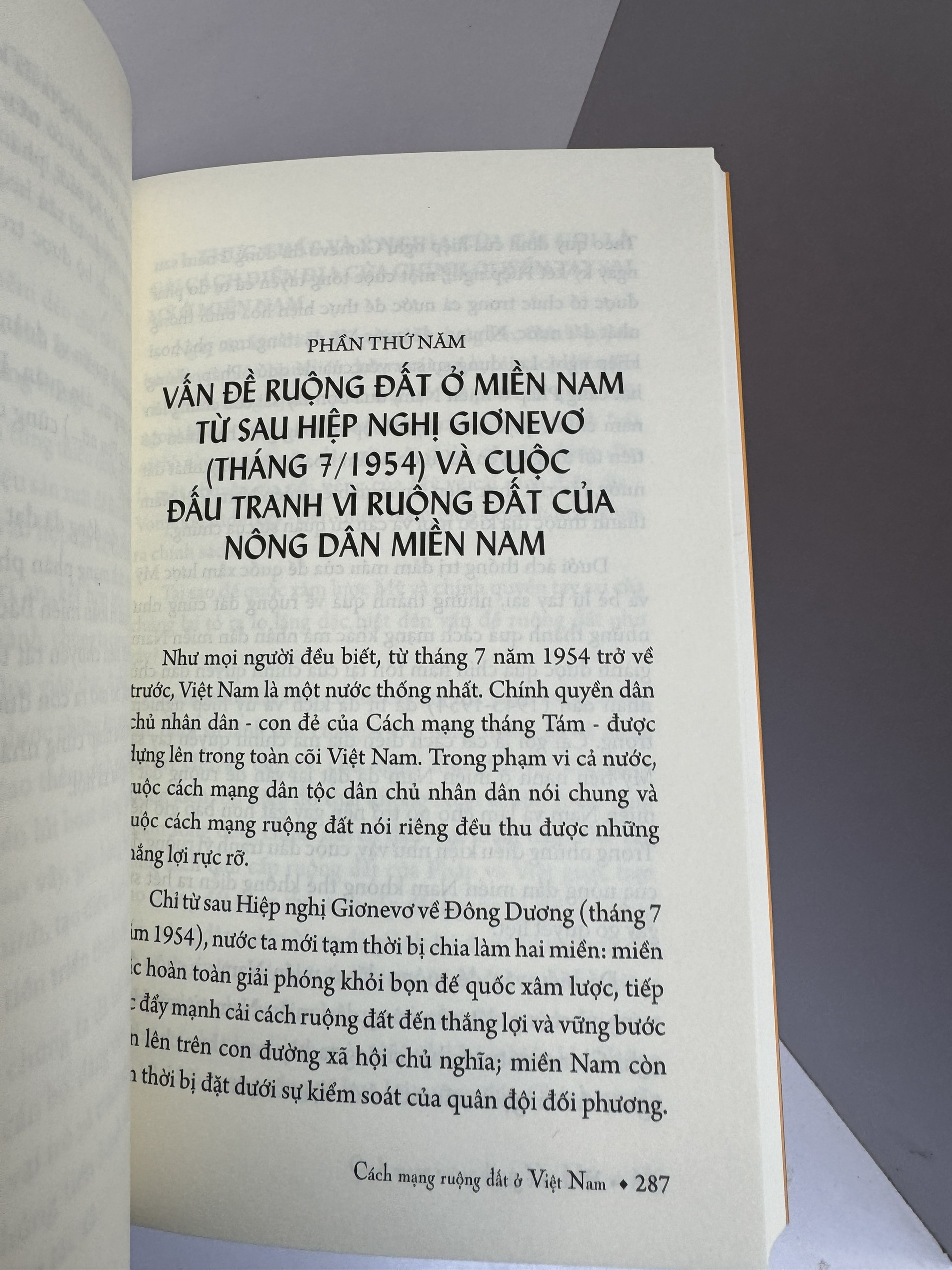 CÁCH MẠNG RUỘNG ĐẤT Ở VIỆT NAM - Trần Phương - MaiHaBooks - Viện Kinh tế Việt Nam