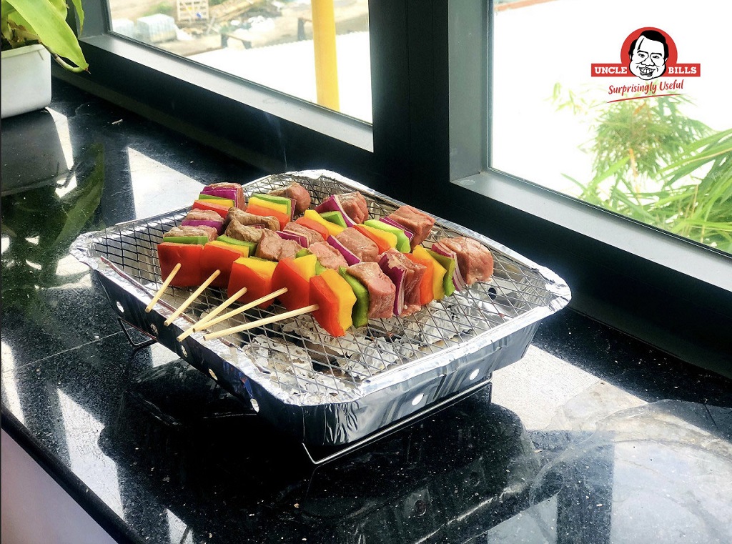 Khay Nướng BBQ Du Lịch Kèm Than Tiện Dụng Dùng 1 Lần (Bao Gồm Khay + Than + Đế) Uncle Bills YH-B05-S