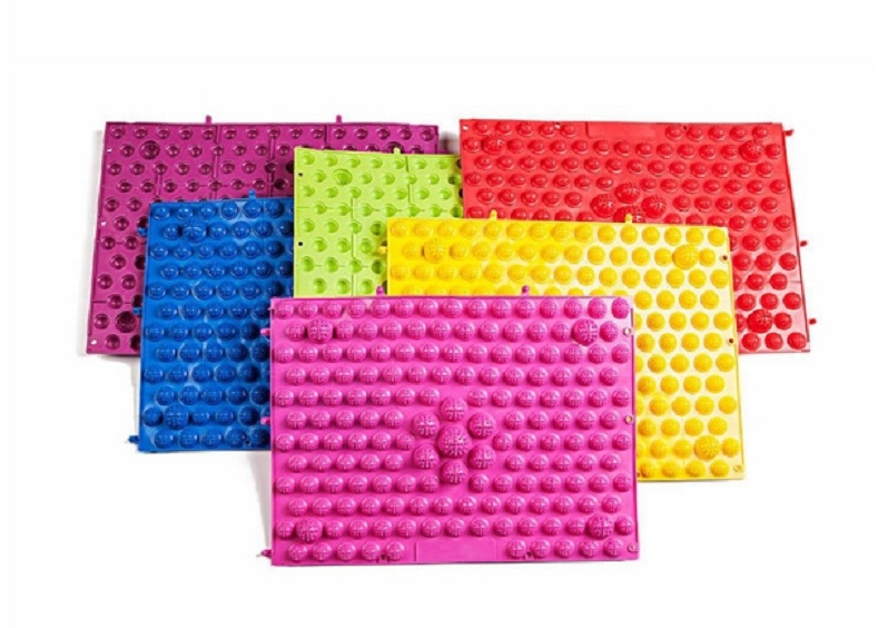 Thảm Massage Chân Bằng Nhựa Giúp Lưu Thông Máu