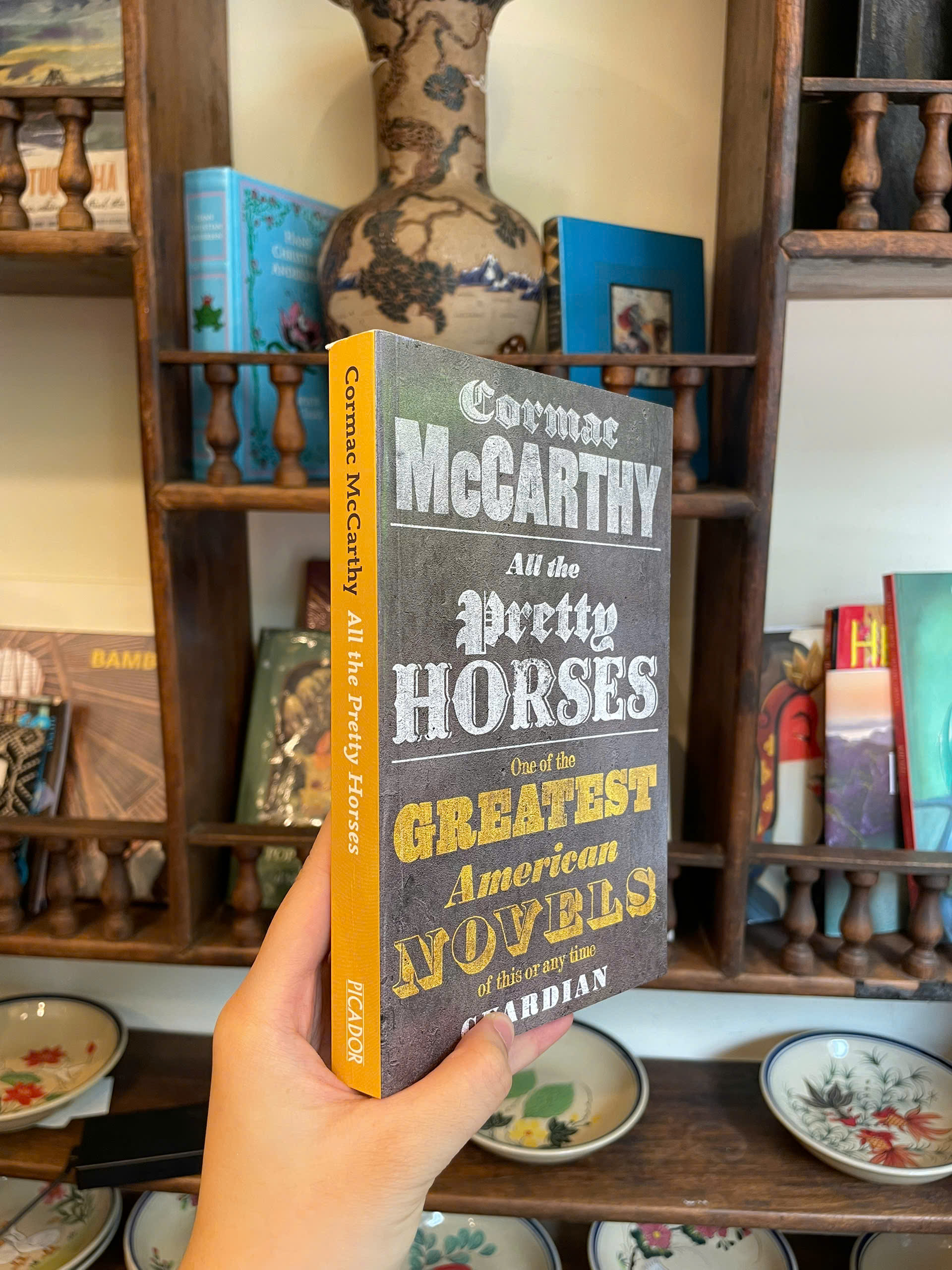 Sách - All the Pretty Horses by Cormac McCarthy_Tiểu Thuyết Tiếng Anh_Fiction/English