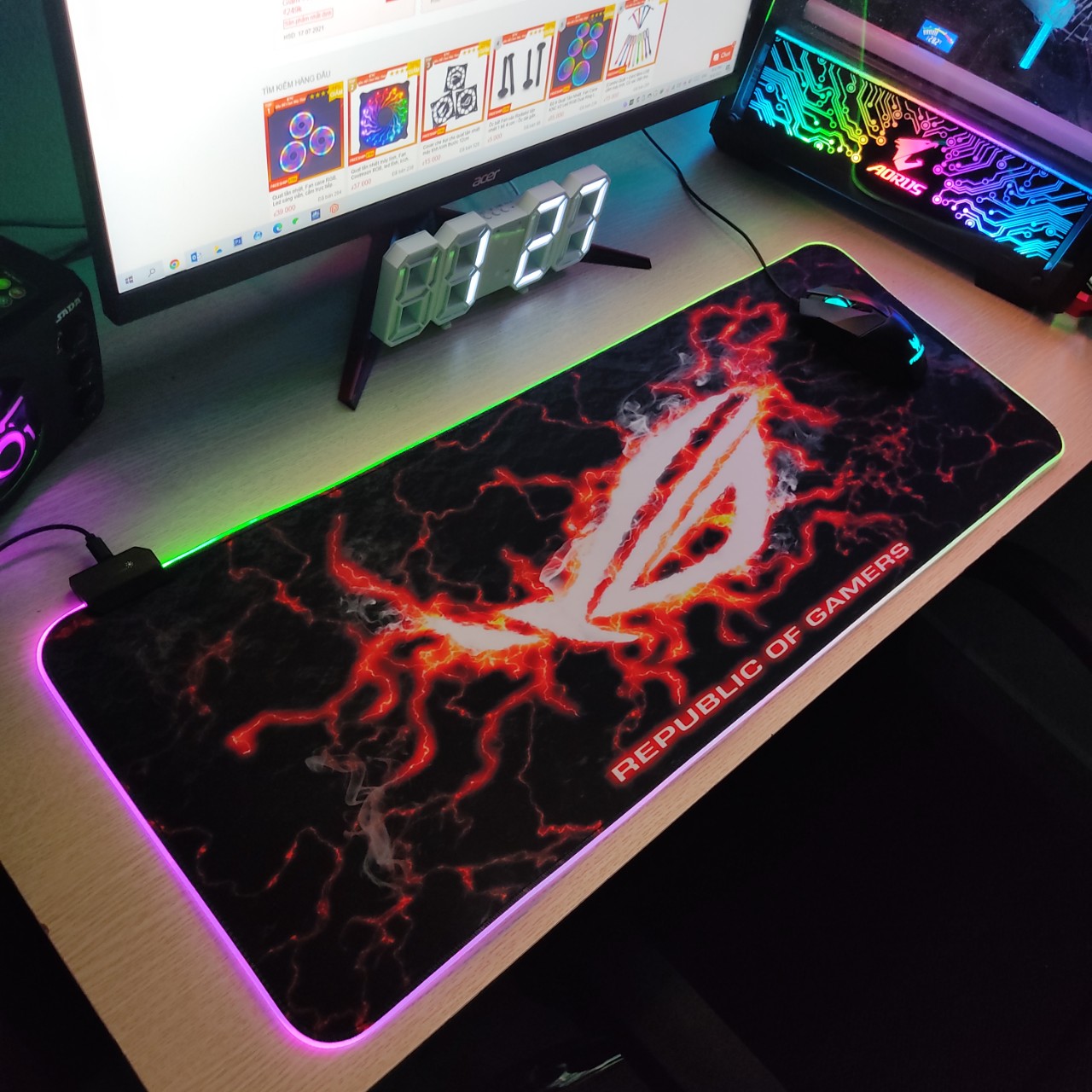 Mouse Pad, bàn di chuột, lót di chuột tích hợp Led RGB sáng viền,phiên bản ROG số 3 kích thước 80cm x 30cm dày 4mm - Hàng nhập khẩu