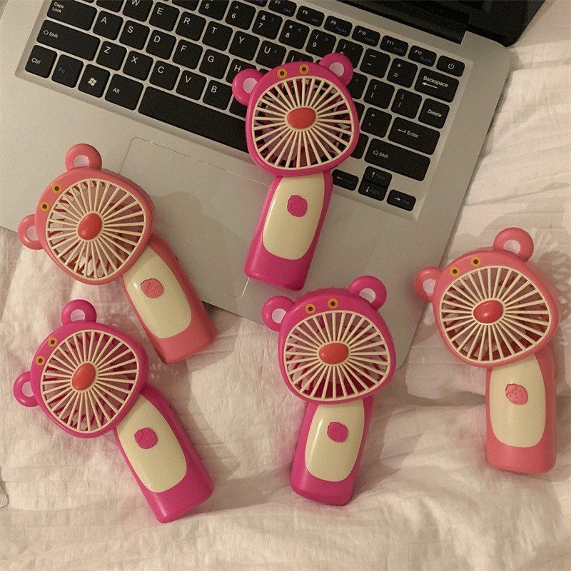 Quạt Cầm Tay Mini Gấu Dâu Lotso, Quạt Mini Du Lịch Kèm Dây Sạc USB