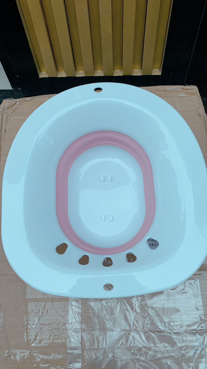 Chậu xông vùng kín phụ nữ sau sinh gấp gọn kèm vòi xịt rửa phụ khoa Kèm dây và vòi xịt