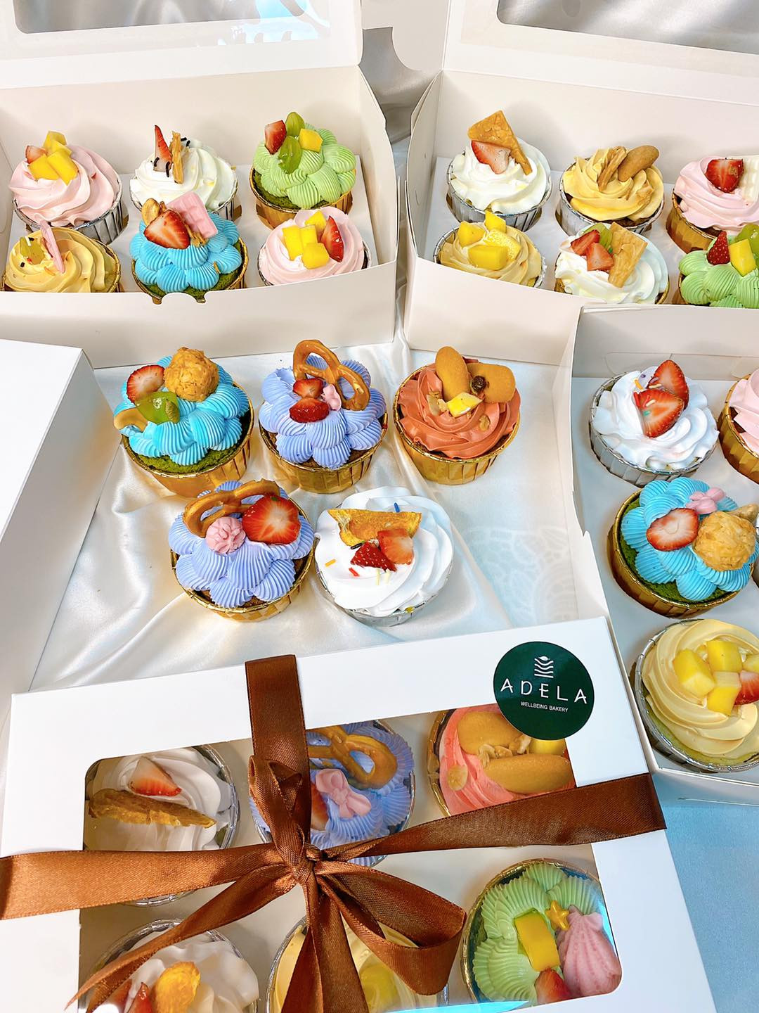 50 Cup giấy muffin viền nhũ nướng bánh bông lan, kem