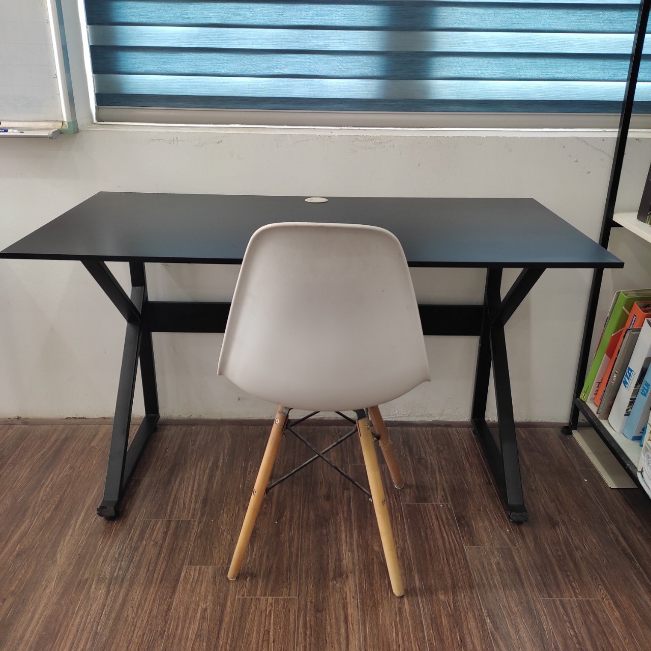 Bàn làm việc & gaming chân sắt chữ K hiện đại 1m