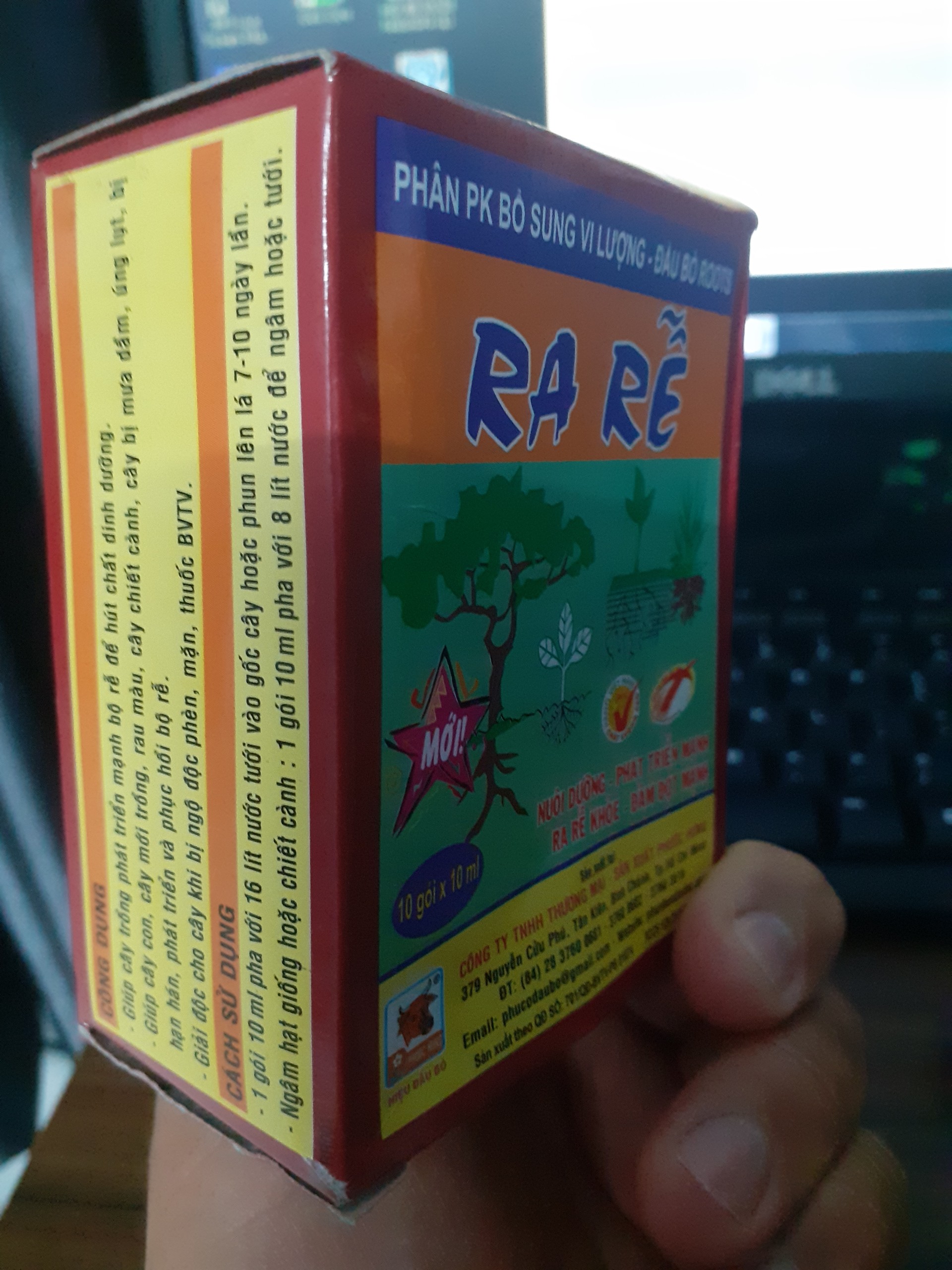 Hộp 10 gói ra rễ phân pk bổ sung vi lượng.