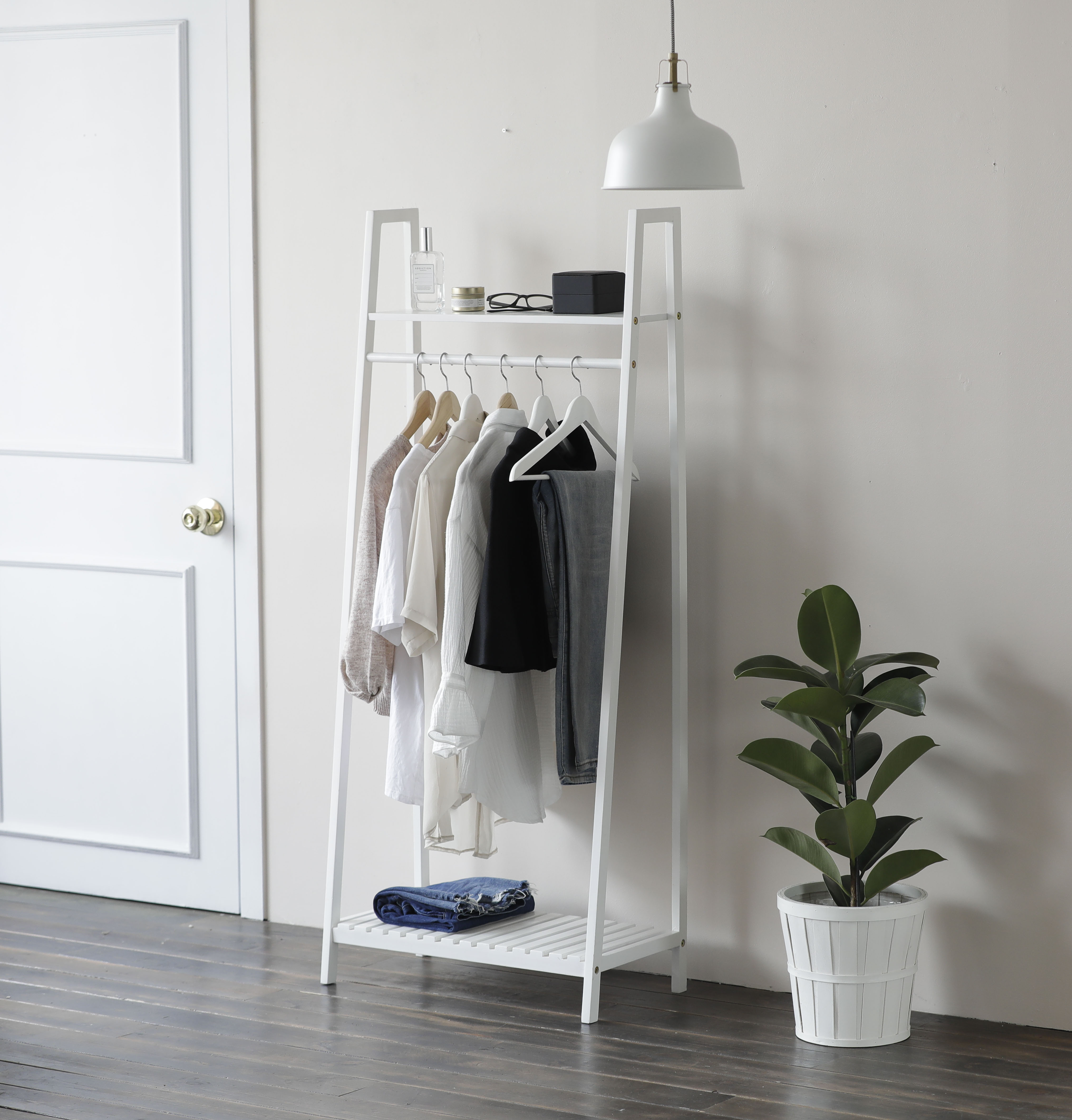 GIÁ TREO ĐỒ HÌNH THANG LẮP RÁP HÀN QUỐC - LADDER HANGER WHITE - MÀU TRẮNG