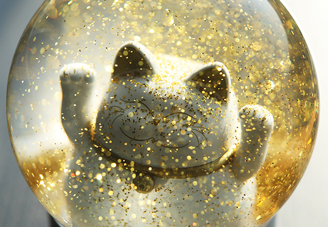 quả cầu mèo thần tài