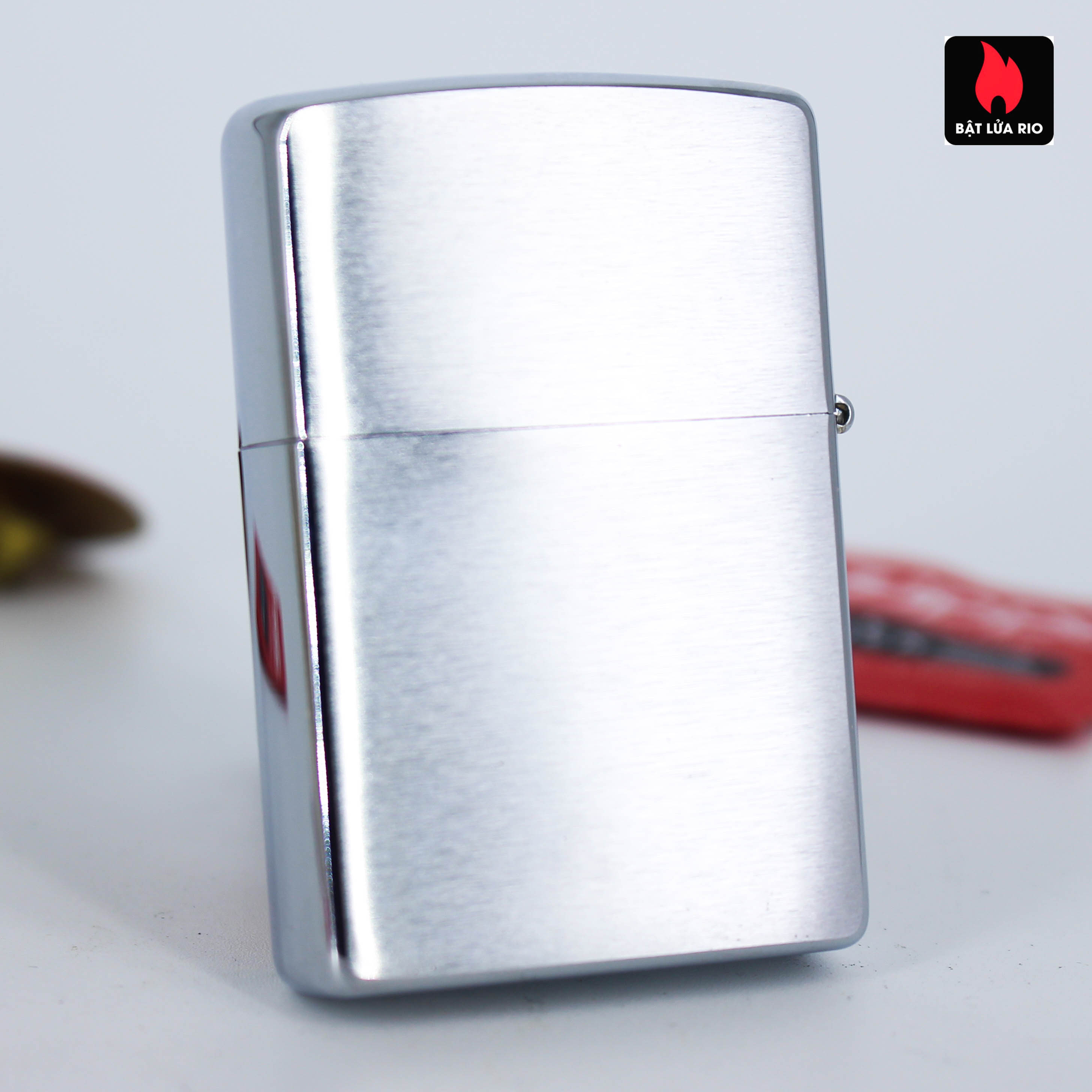 Bật Lửa Zippo 2004 – Zippo Native Dancer Brush Chrome Emblem