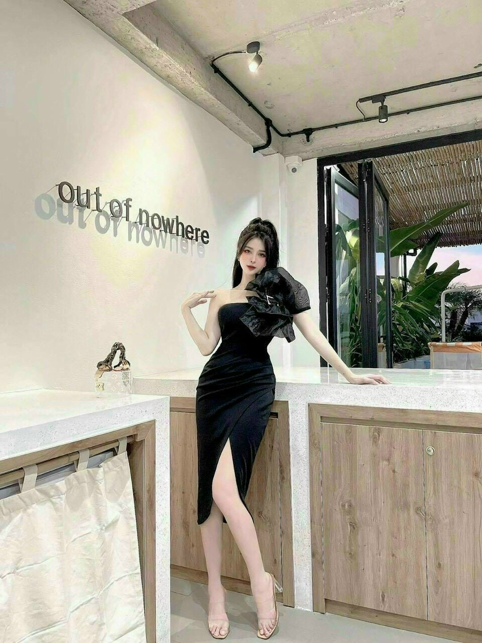 ĐẦM LỆCH VAI KẾT NƠ    4 MÀU Y HÌNH