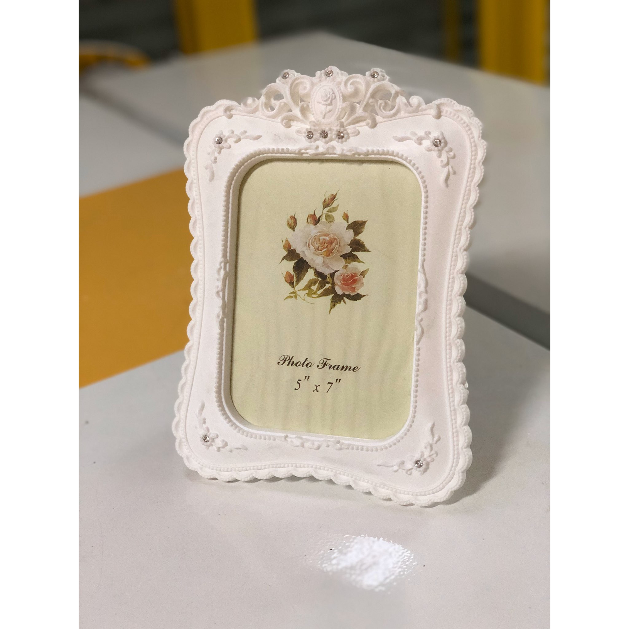 Khung ảnh để bàn viền răng cưa hoa văn đính đá 13x18cm