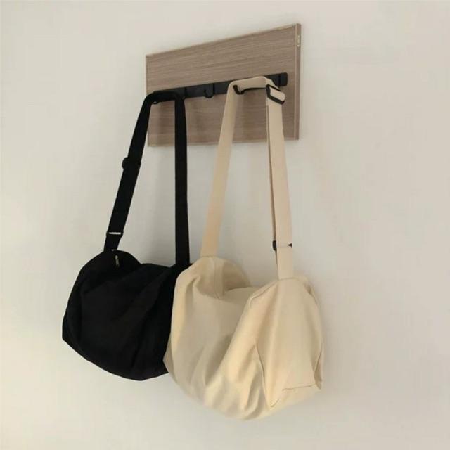 Túi Đeo Chéo Canvas Basic
