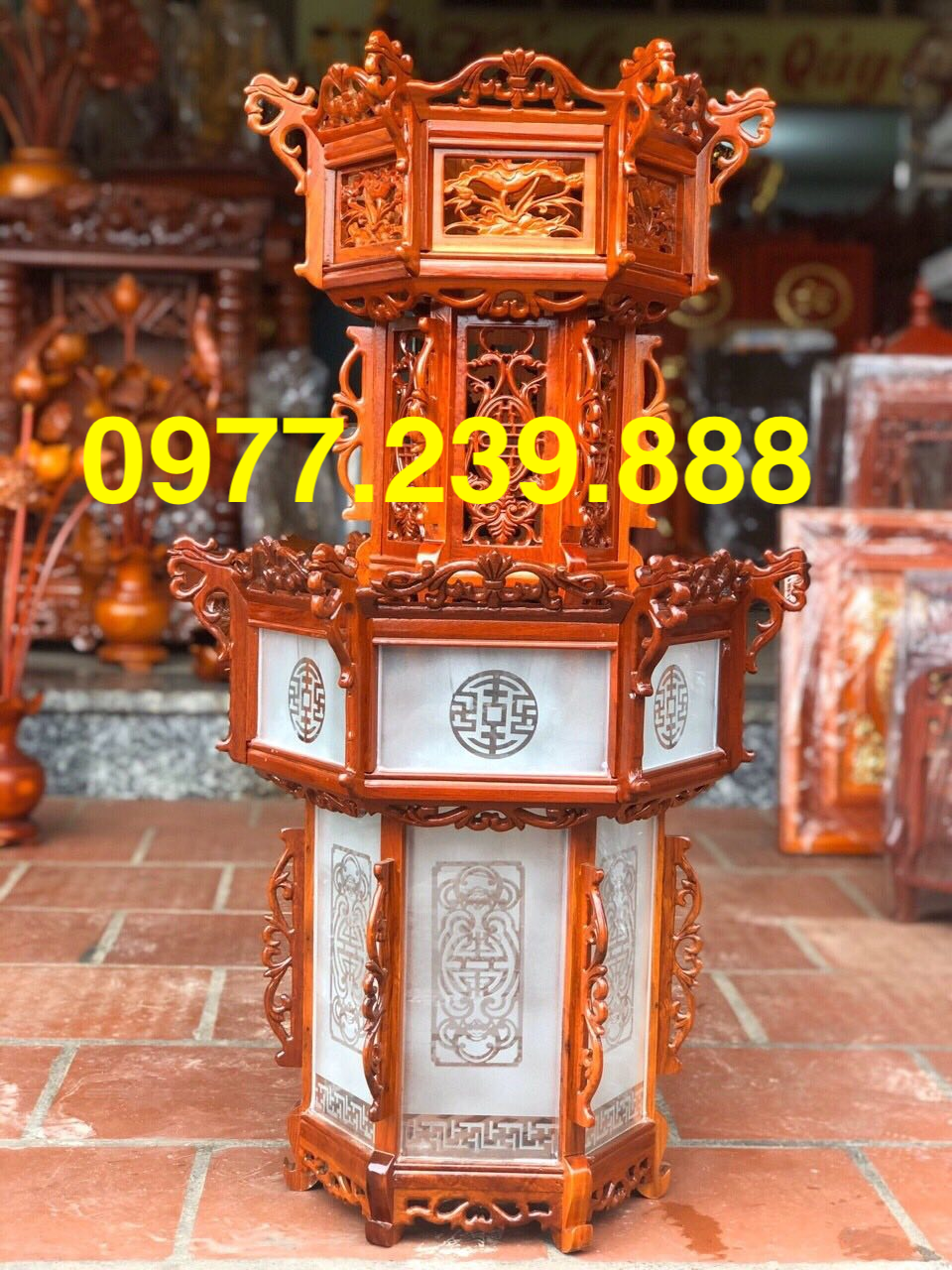 đèn lồng gỗ hương 47x47x25cm