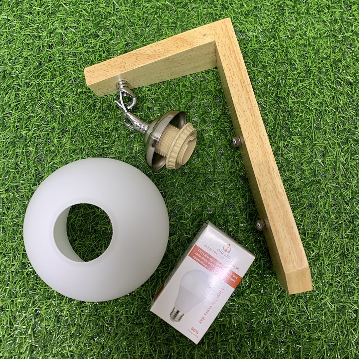 Đèn gắn tường đế gỗ trang trí không gian phòng khách, phòng ngủ C6602