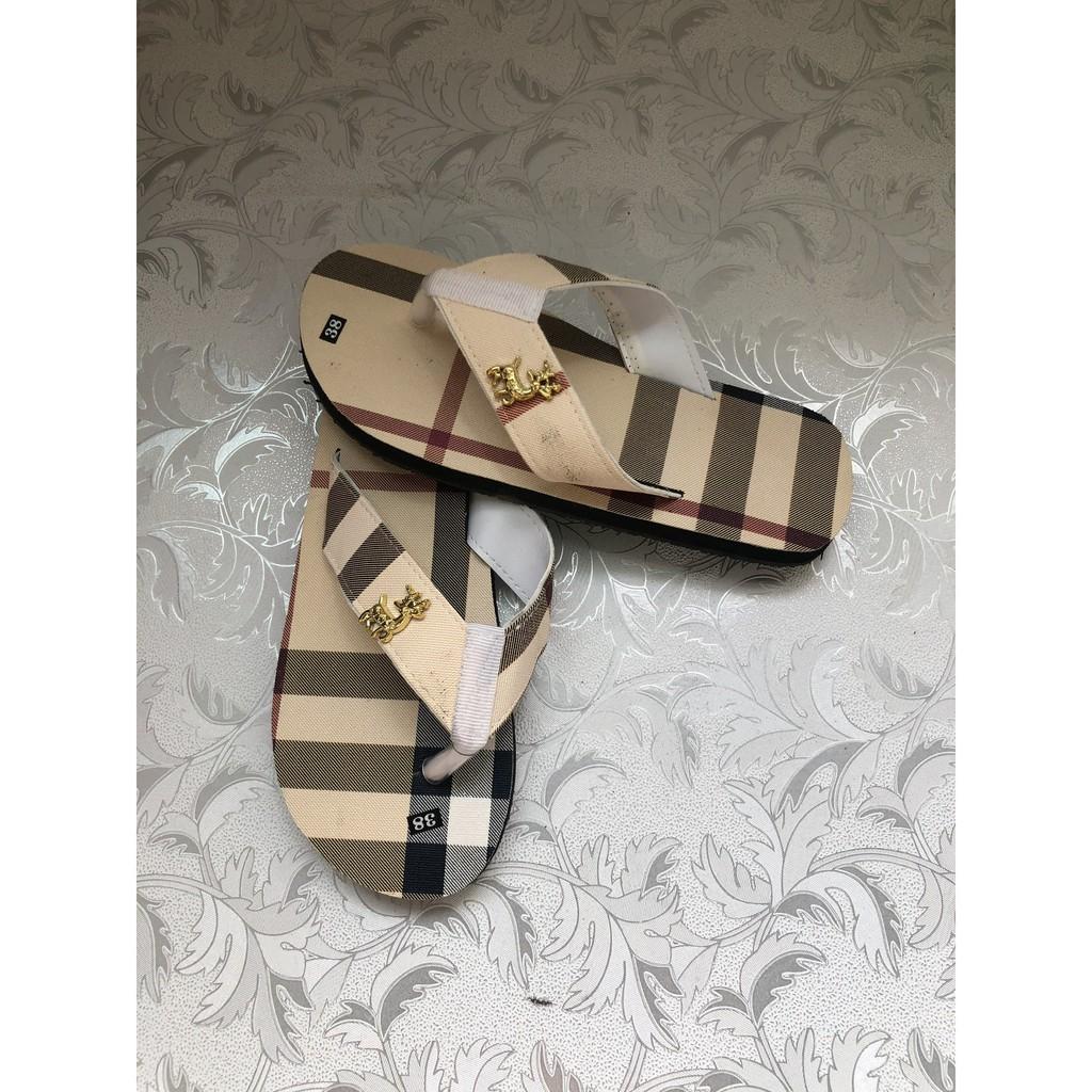 dép cặp nam nữ sandal đồng nai ( đế màu sọc ca rô vàng quai cùng màu )size từ 35 nữ đến 42 nam size khác nhắn tin chọn