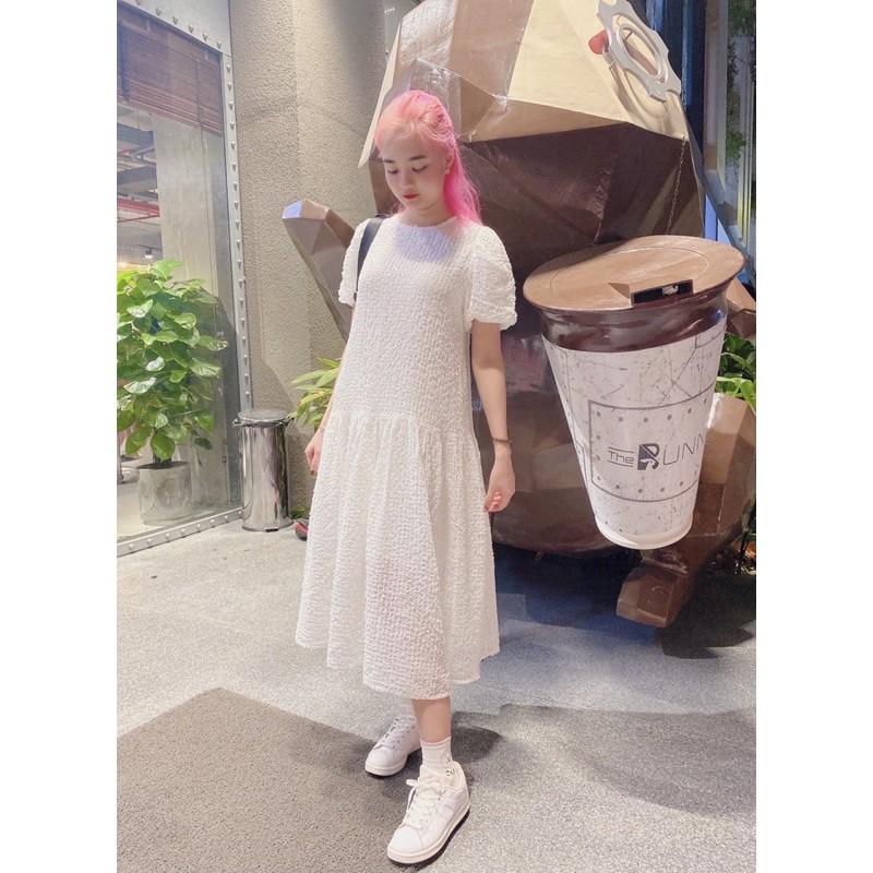 - Đầm ren kim cương form rộng suông dài