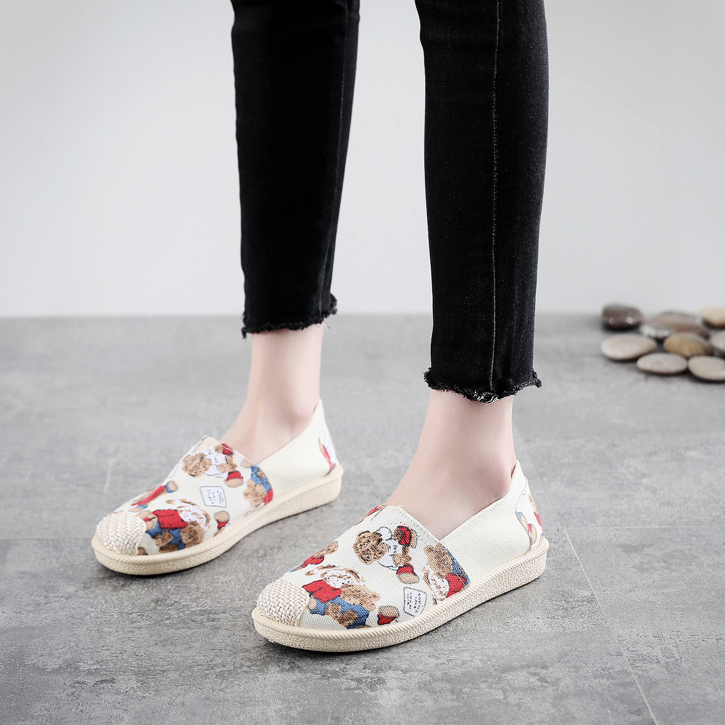 Giầy lười nữ vải đẹp đi bộ êm chân giầy slip on vải đế mềm V276