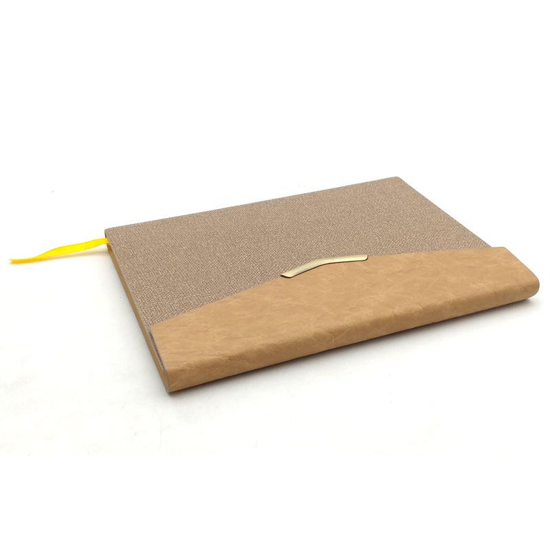 Sổ Bìa Da Kẻ Ngang Có Chấm 200 Trang 80gsm - The Sun ST 01-23 - Màu Nâu