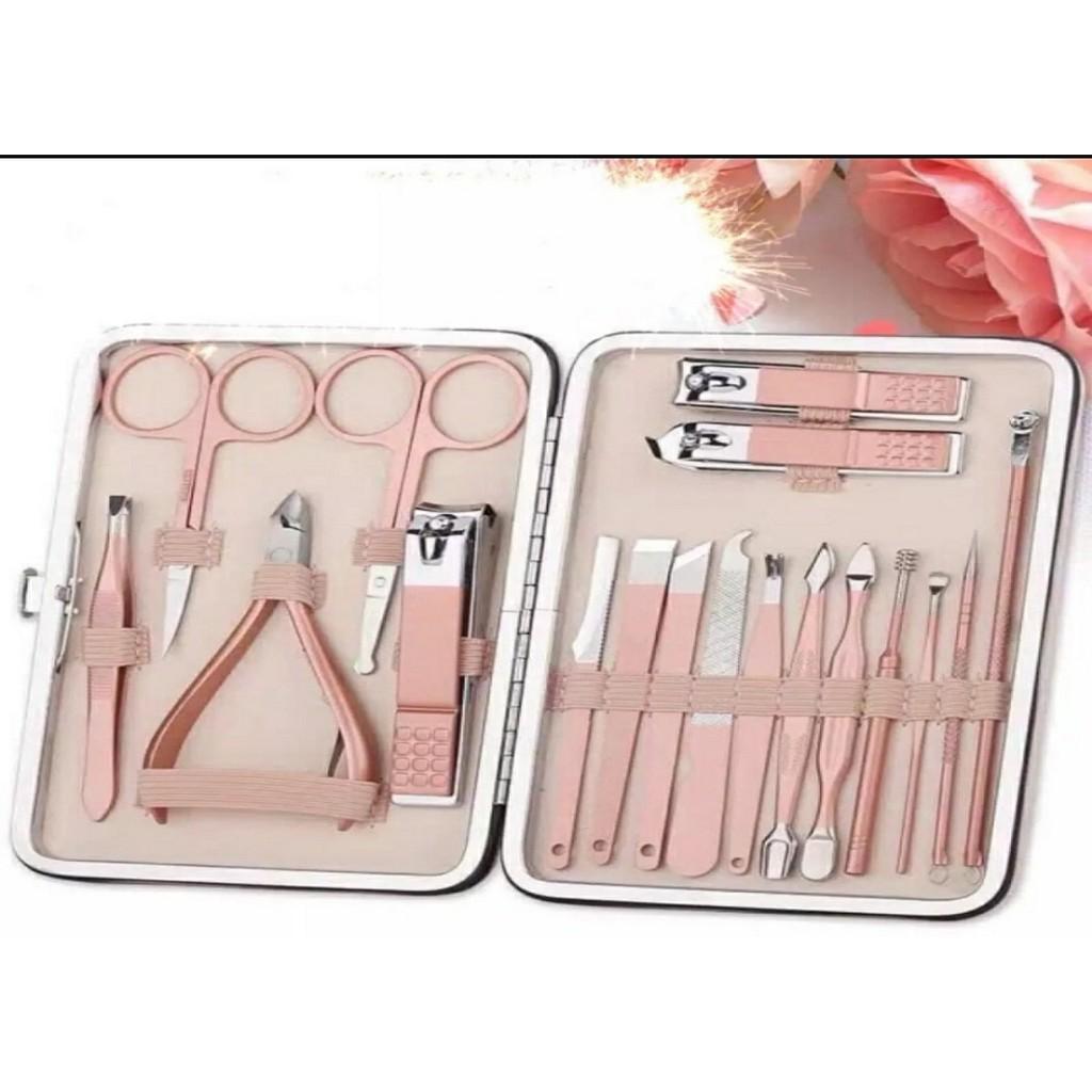 Bộ Kềm Cắt Móng Tay Chân 18 Món Cao Cấp Kèm Hộp Đựng Tiện Lợi Cho Gia Đình Và Tiệm Nail (HỘP HỒNG)