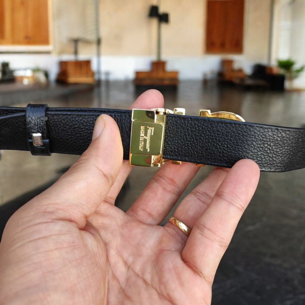 Dây nịt nữ Khóa xịn. Dây liền tấm da bụng cá sấu!