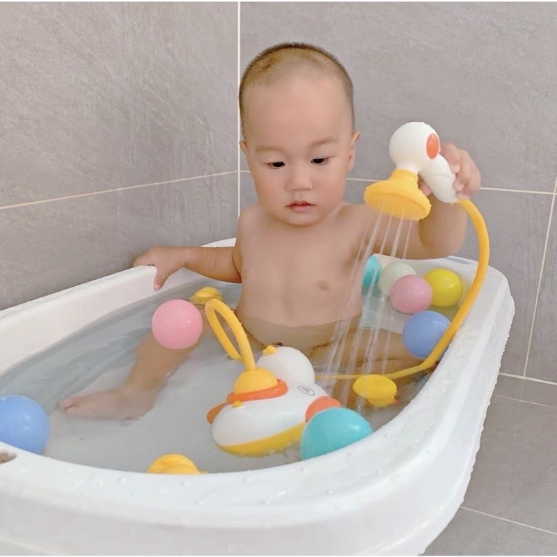 Bộ Đồ chơi nhà tắm Vịt phun nước, Đồ chơi nhà tắm cho bé hình chú vịt ngỗ nghĩnh