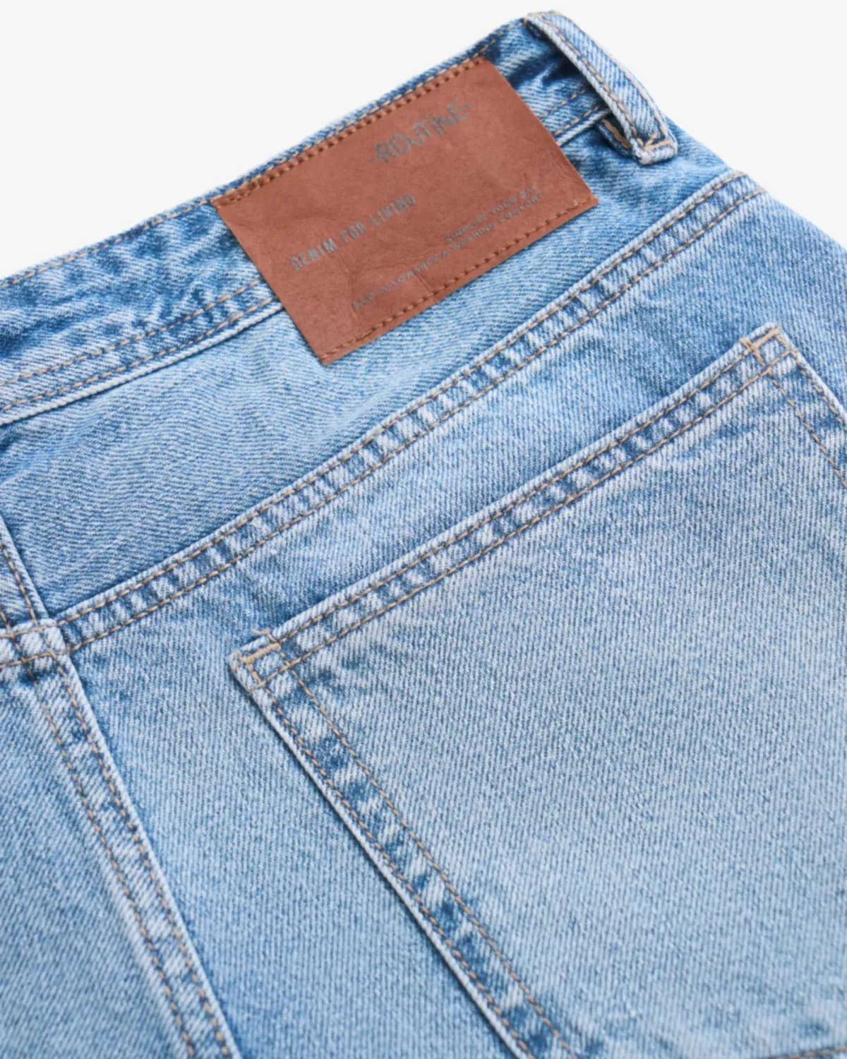 Quần jean nam RT form Straight màu Xanh wash sáng ( form suông) - ROUTINE 10F24DPA012 | ROUTINE CÀ MAU