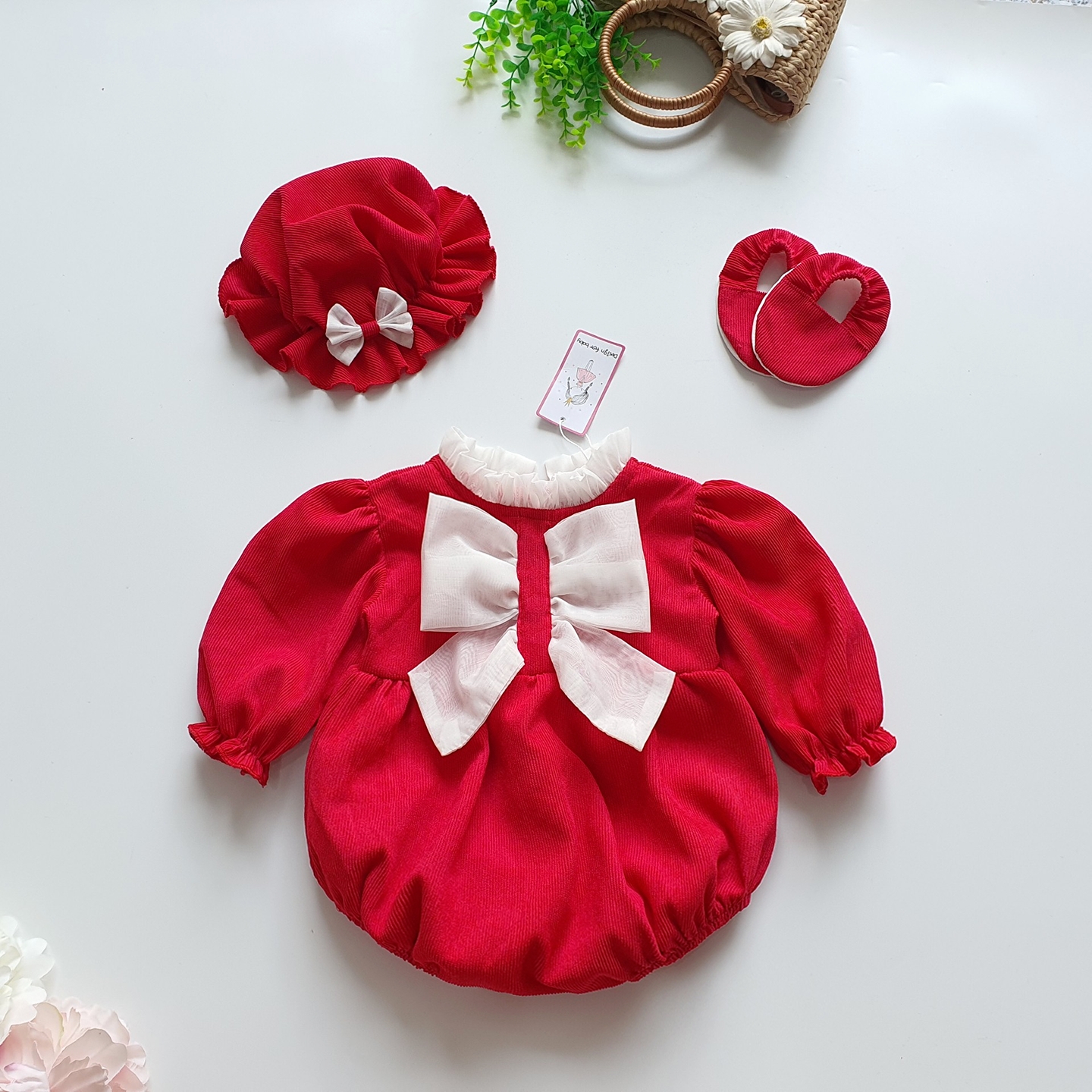 Body áo liền quần đỏ nhung tăm cho bé đầy tháng, thôi nôi