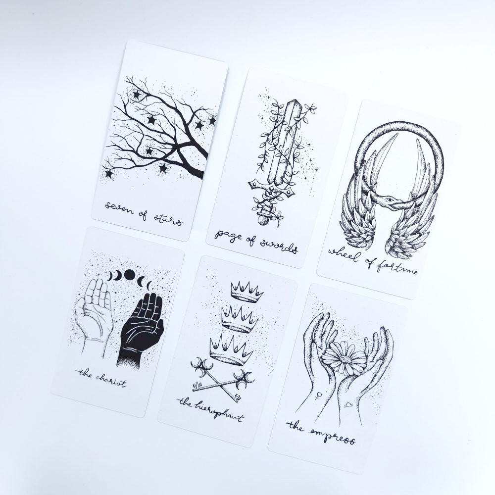 Bộ Bài Wandering Moon Tarot 7x12 Cm Tặng Đá Thanh Tẩy