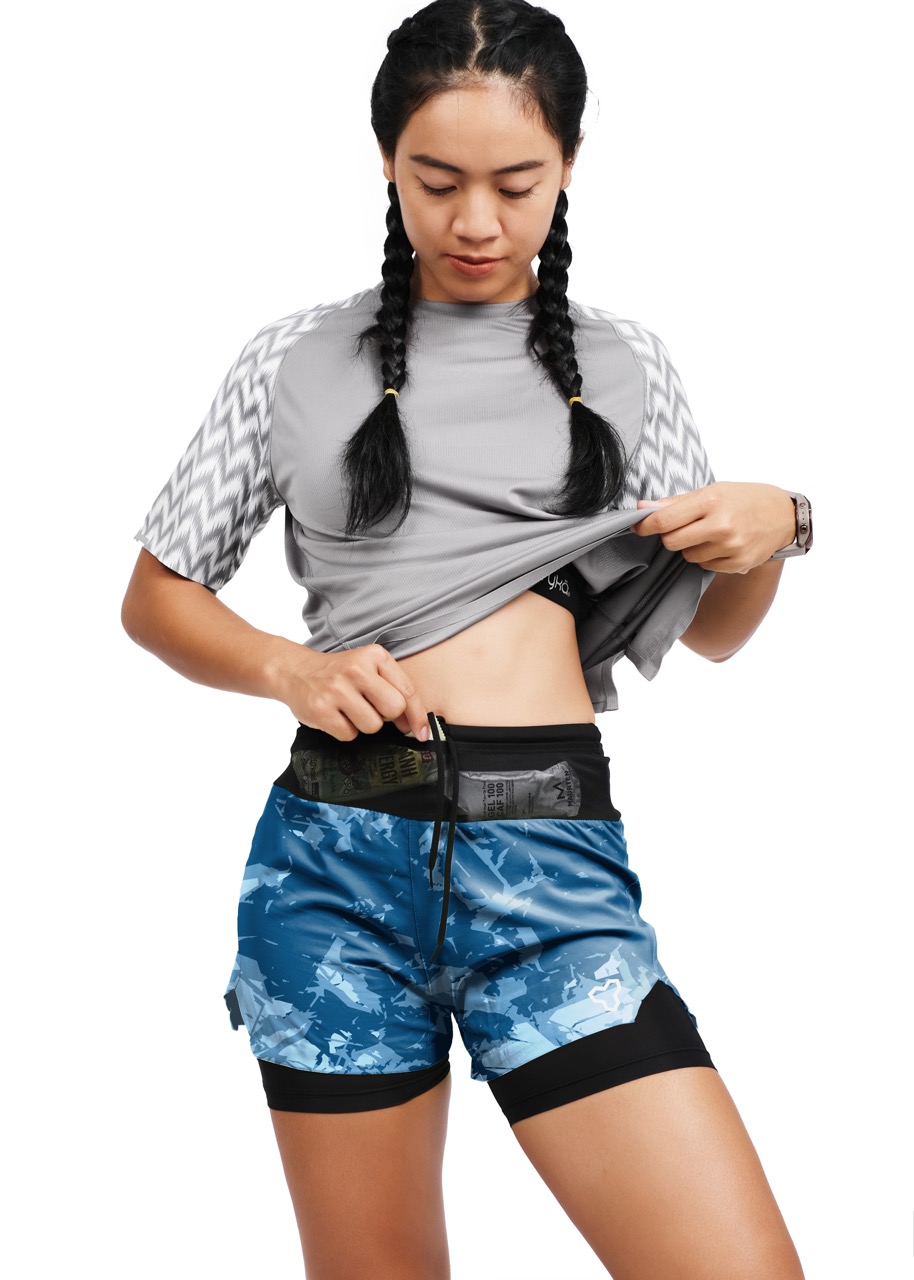 Quần Short Thể Thao Chạy Bộ Nữ Đa Năng MOTIVE WMN SHORT BELT - Màu Xanh (hoạ tiết)