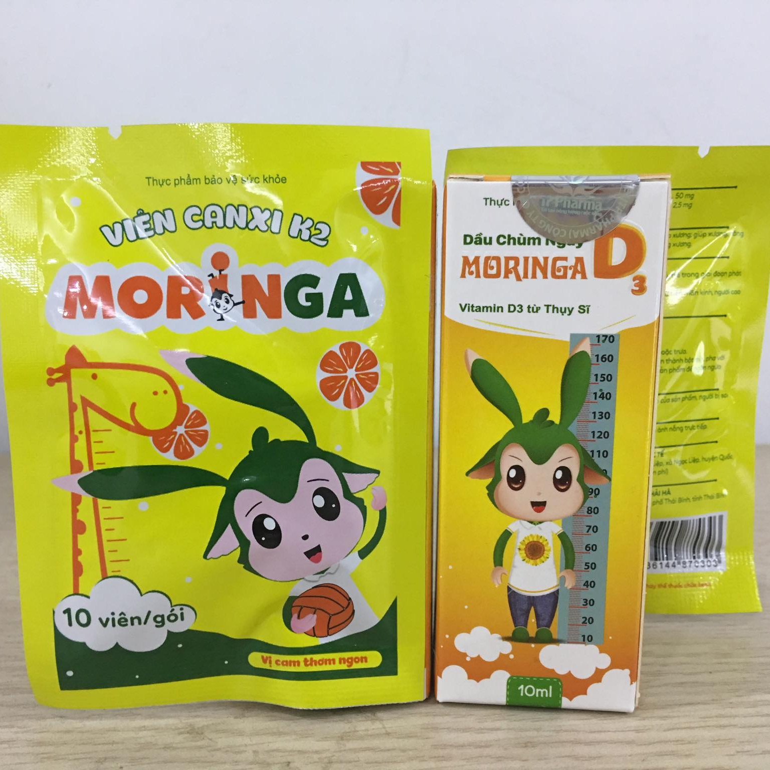 COMBO Dầu Chùm Ngây Moringa D3 (phòng chống còi xương, chậm lớn cho trẻ) - tặng kèm 1 gói Viên Canxi K2 Moringa (bổ sung canxi)