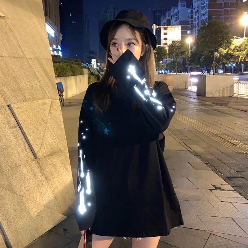 Áo thun tay dài dáng rộng thời trang cá tính