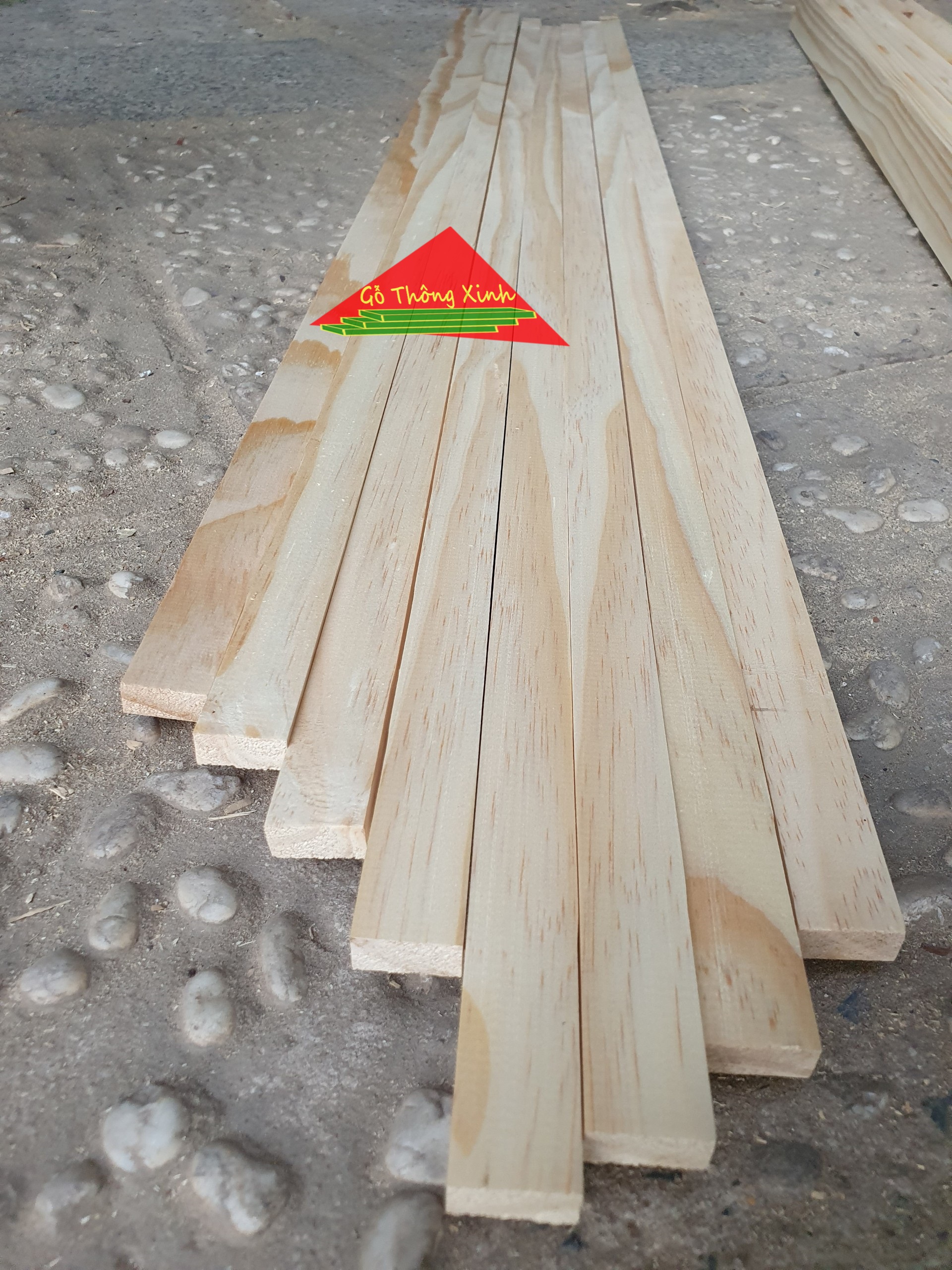Thanh gỗ thông dài 1m,rộng 2cm,dày 1cm dùng làm nẹp,khung viền,đóng kệ,đóng vật dụng,đóng thùng gỗ,decor,DIY