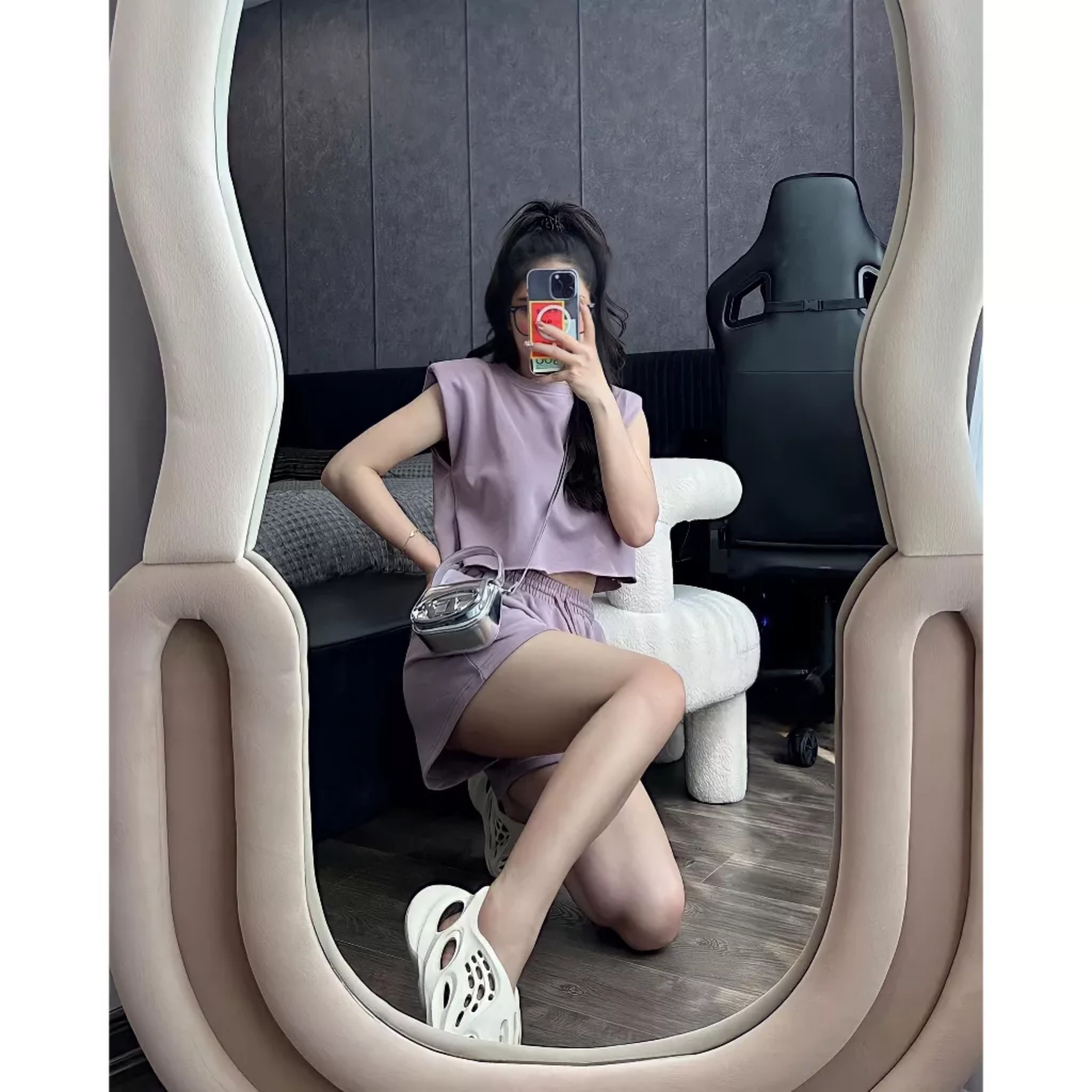 Bộ Áo Tanktop Croptop Kèm Quần Short Ống Rộng Màu Tím