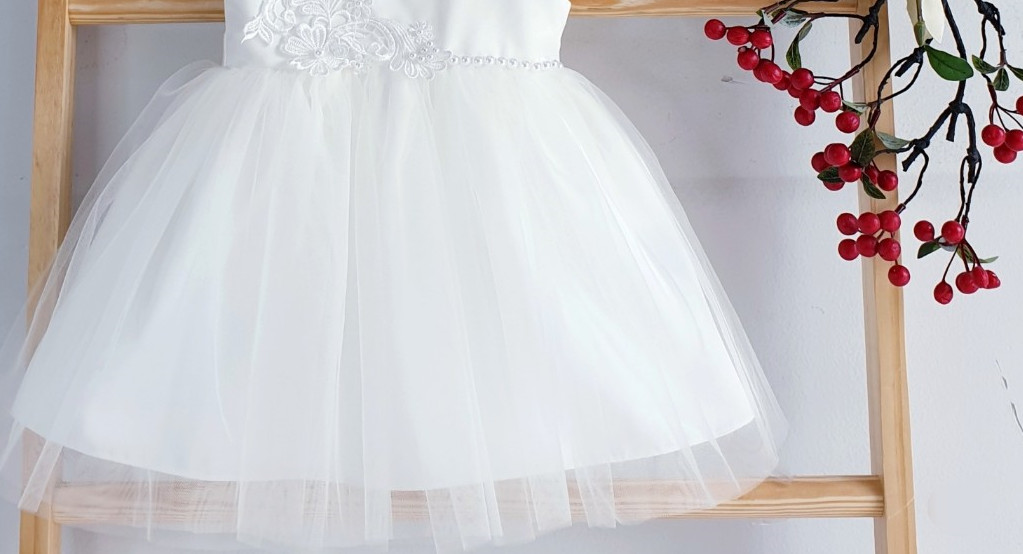 Váy công chúa cho bé gái đi học đi chơi đi tiêc đính hoa trắng DBG041