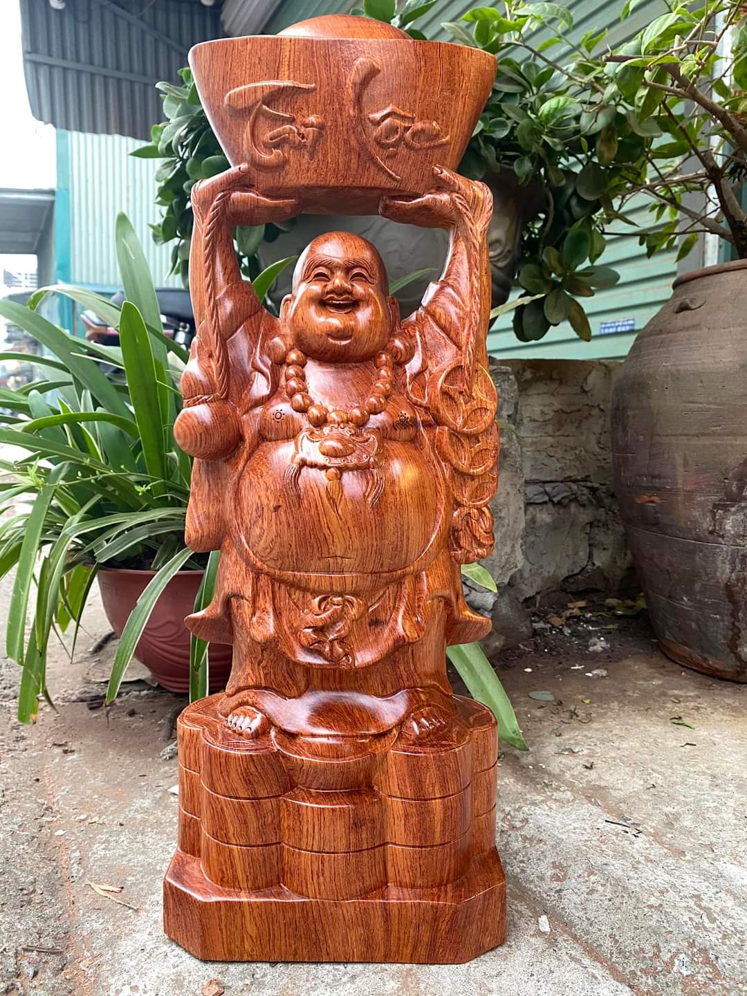 Di Lặc Dâng Bát Vàng Tài Lộc cao 30 cm