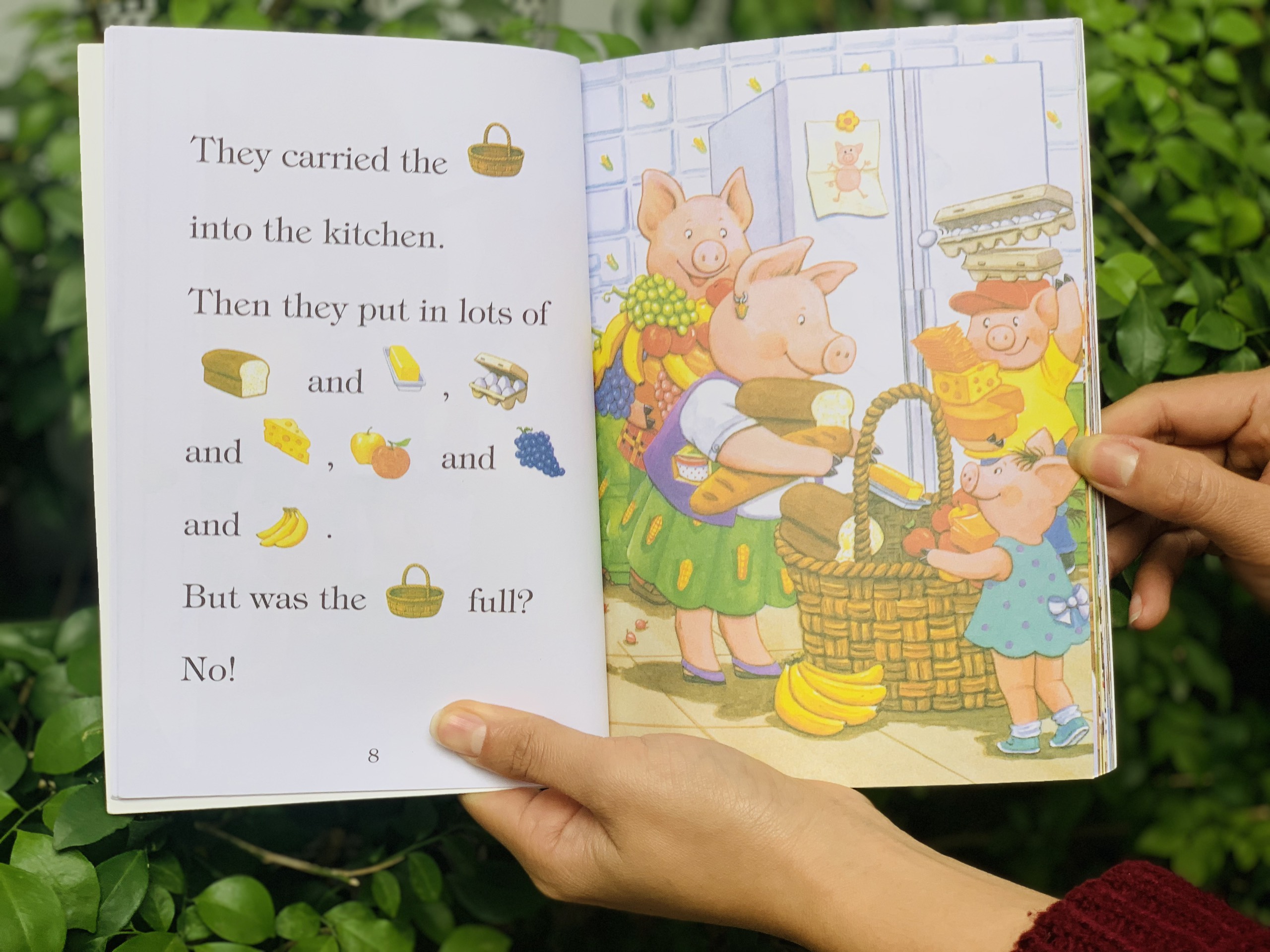 Sách Pic Out!  (All Aboard Reading) - Truyện tiếng anh cho bé từ 2 tuổi, tặng kèm file nghe học tập hiệu quả