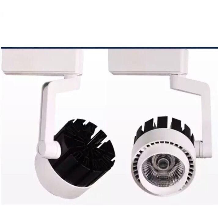 Combo 3 đèn rọi ray 20W + 1 ray 1 mét vỏ trắng WHITE loại chuẩn