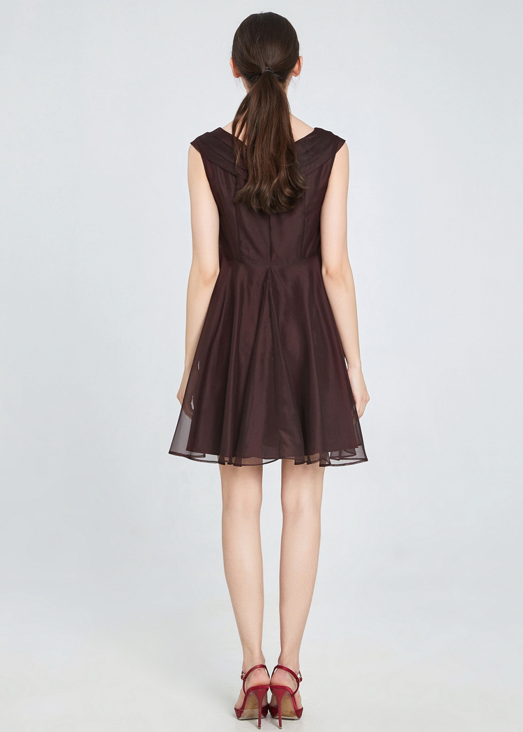 Đầm xòe sát nách xinh xắn HH0A0541