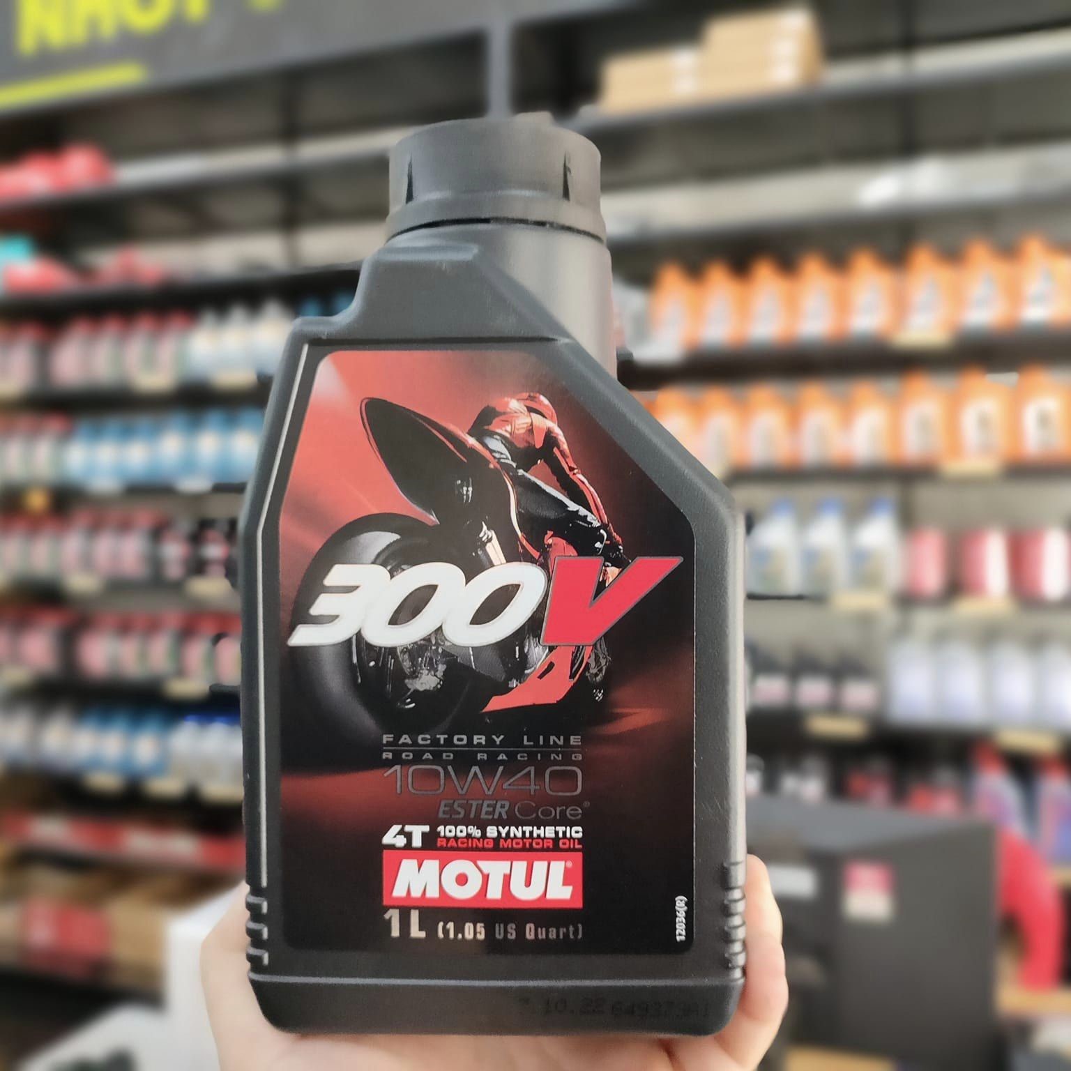 Nhớt Motul 300V Factory Line 10W40