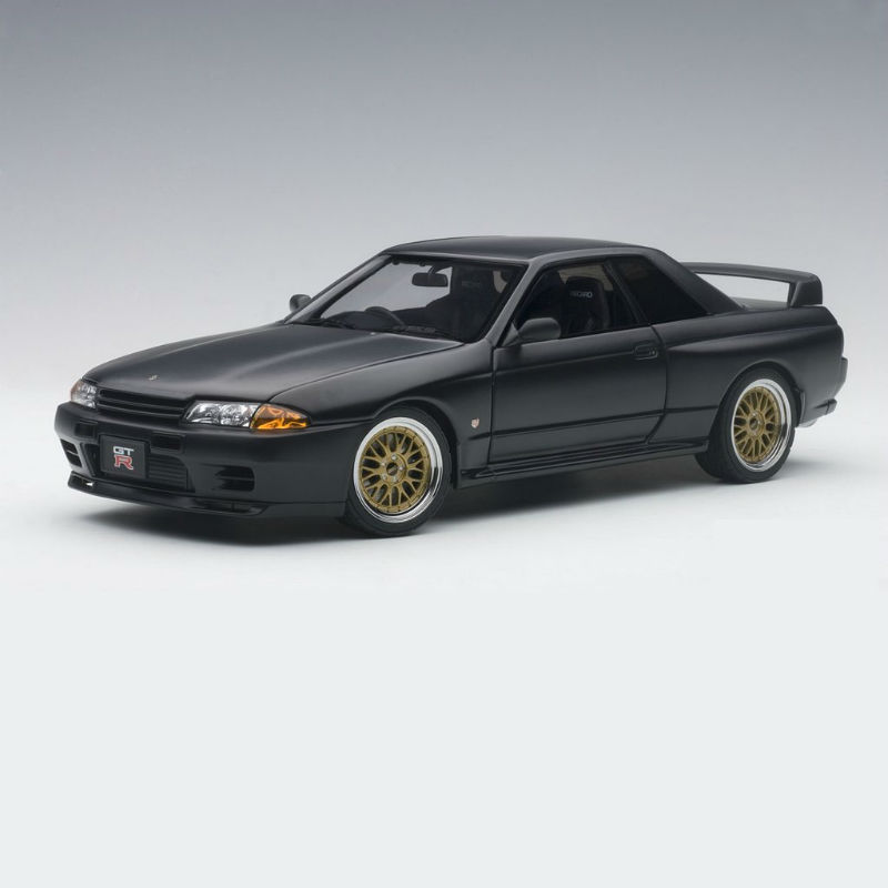 Xe Mô Hình Nissan Skyline Gt-R (R32) V-Spec Li Tuned Version 1:18 Autoart - 77418 (Đen)