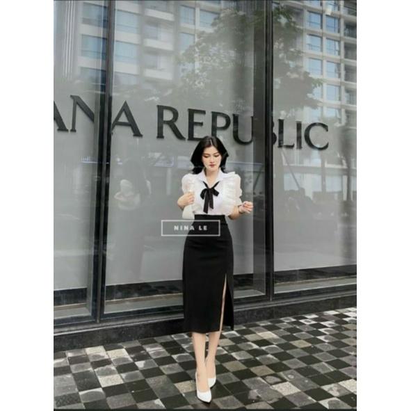 Chân váy ôm dài, xẻ bên