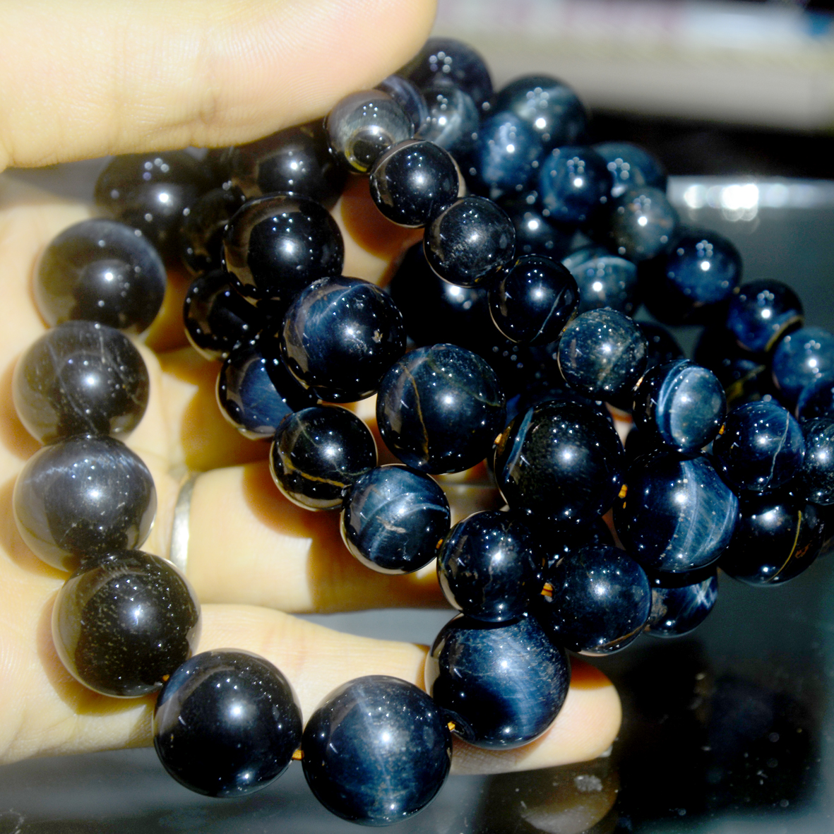 Vòng tay chuỗi đá mắt hổ xanh dương